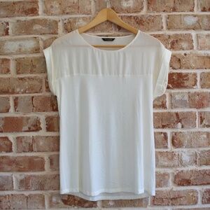 Massimo Dutti women's off white short sleeve silk / cotton blouse, size M